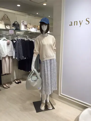 ANY SIS 島崎 コーディネート画像