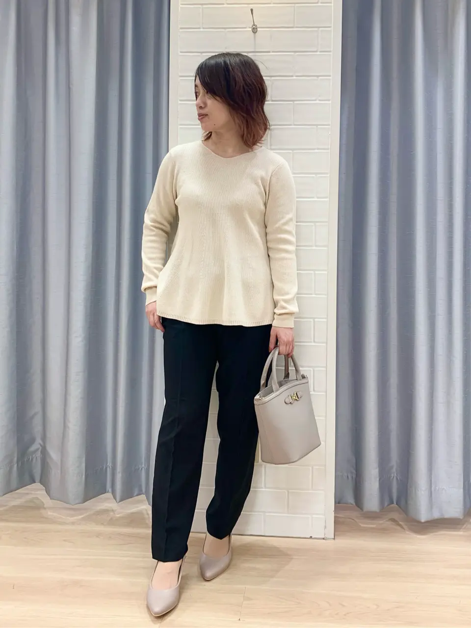 ANY SIS 丸岡 コーディネート画像