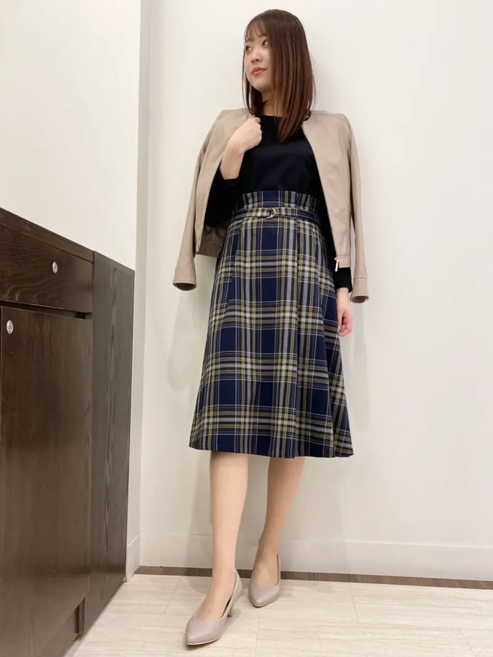 ANY SIS スタッフ コーディネート画像