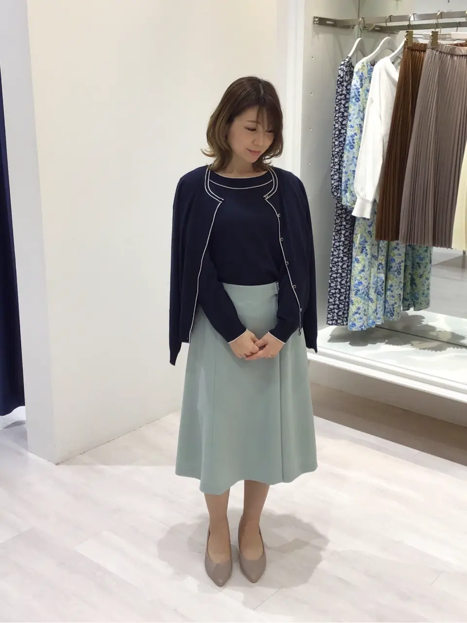 ANY SIS スタッフ コーディネート画像