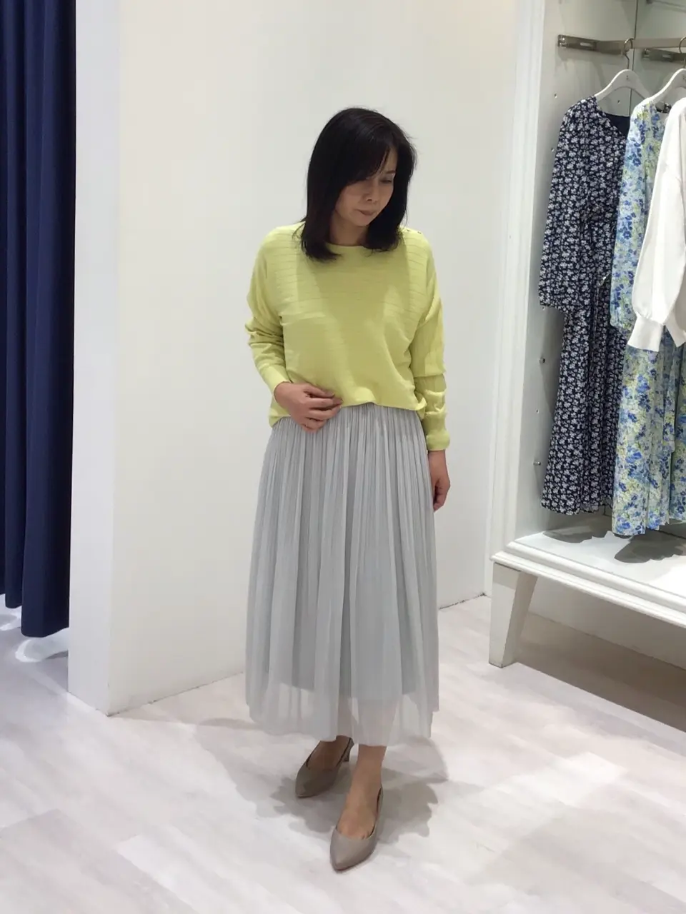 ANY SIS スタッフ コーディネート画像