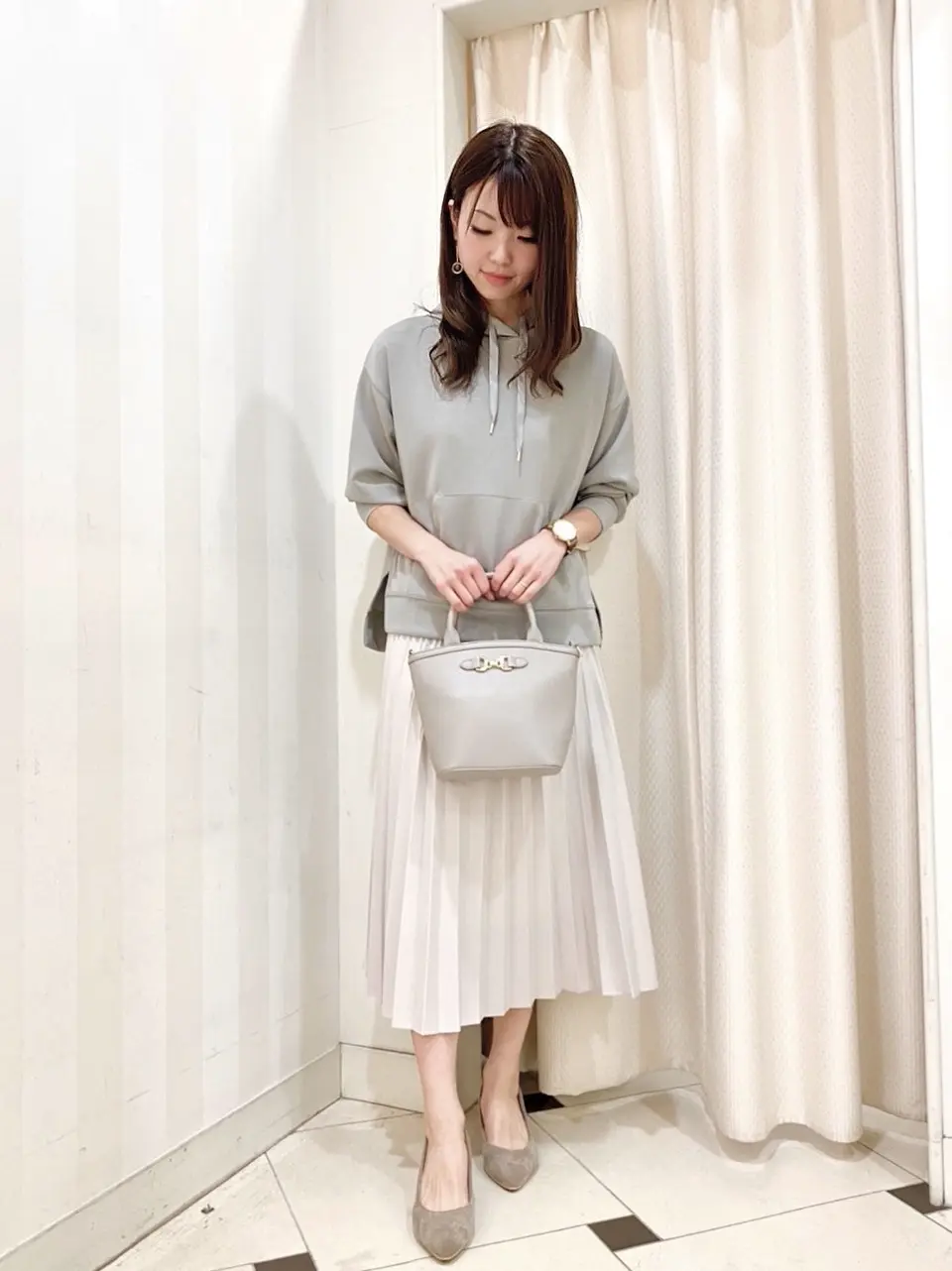 ANY SIS 金井 コーディネート画像