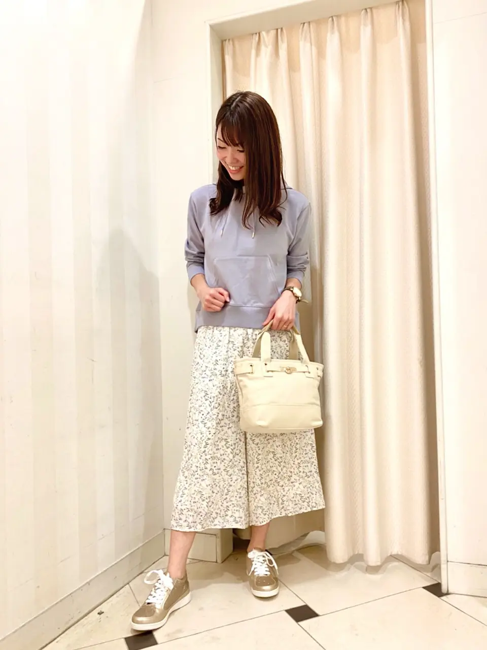 ANY SIS 金井 コーディネート画像