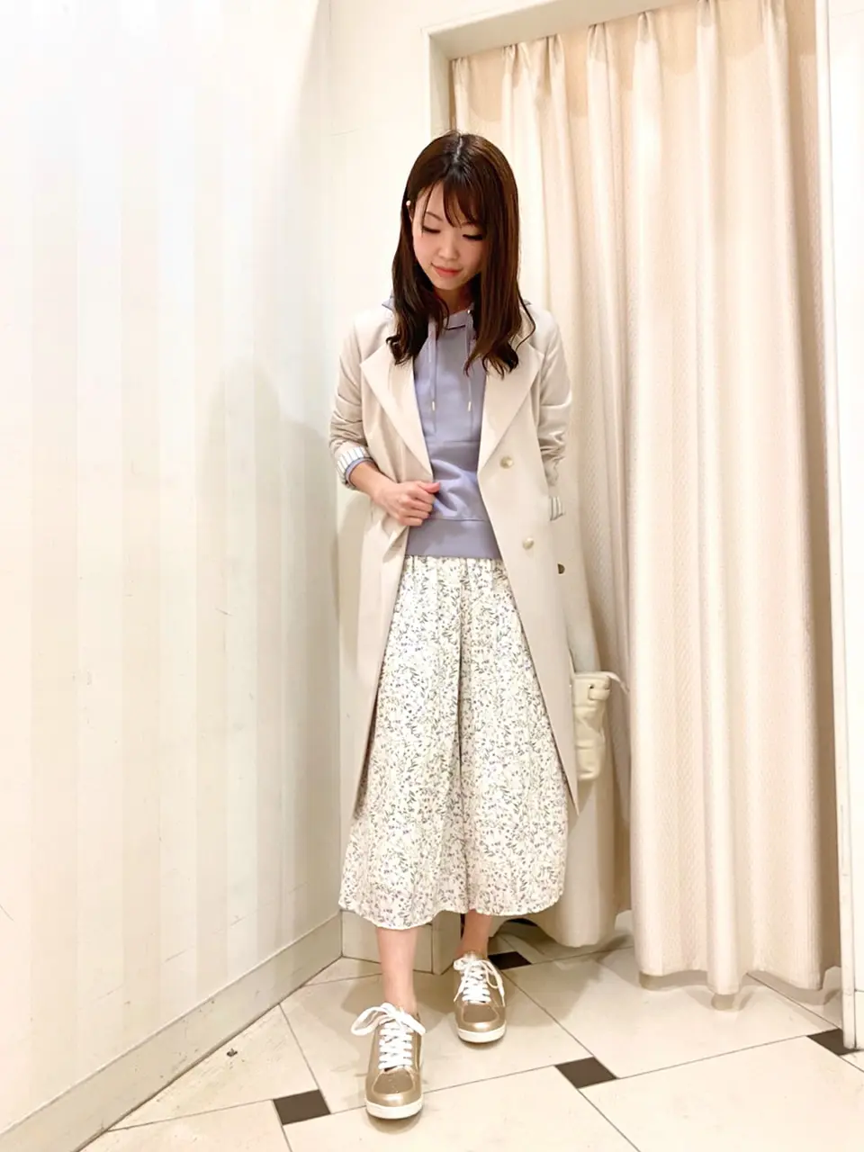 ANY SIS 金井 コーディネート画像