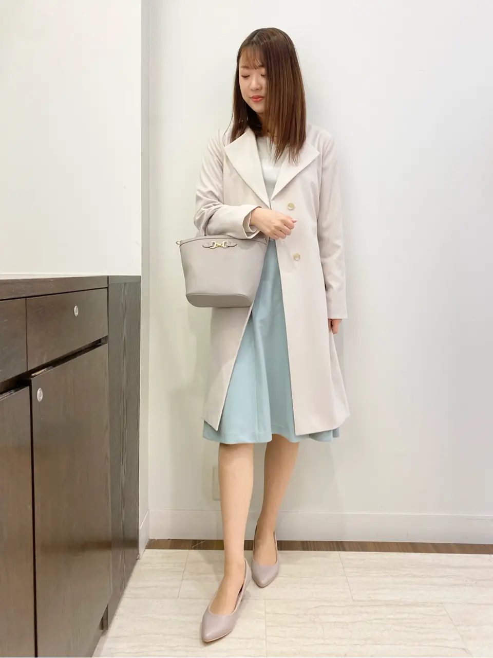 ANY SIS スタッフ コーディネート画像