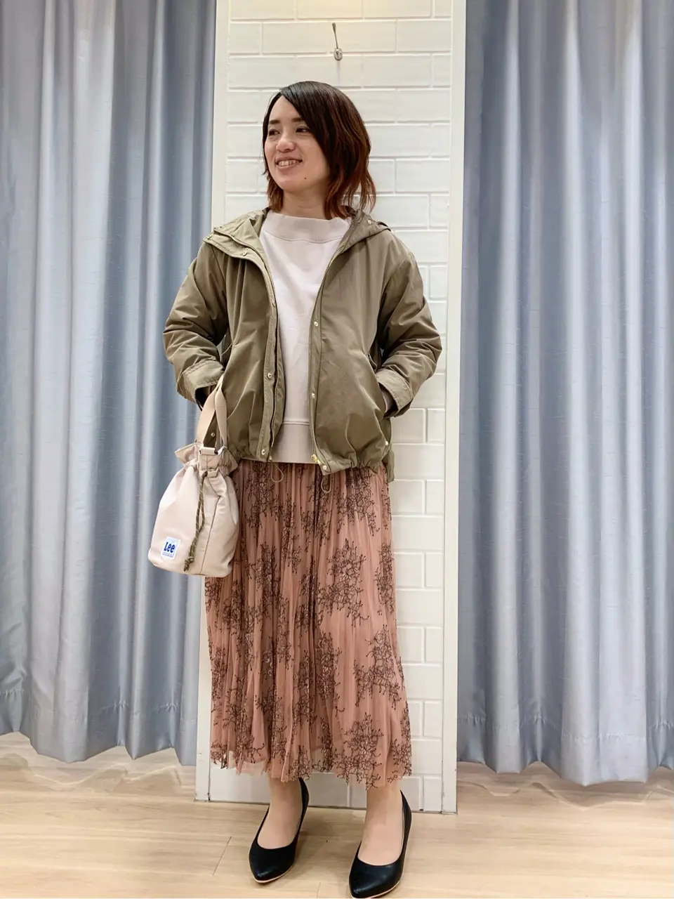 ANY SIS 丸岡 コーディネート画像