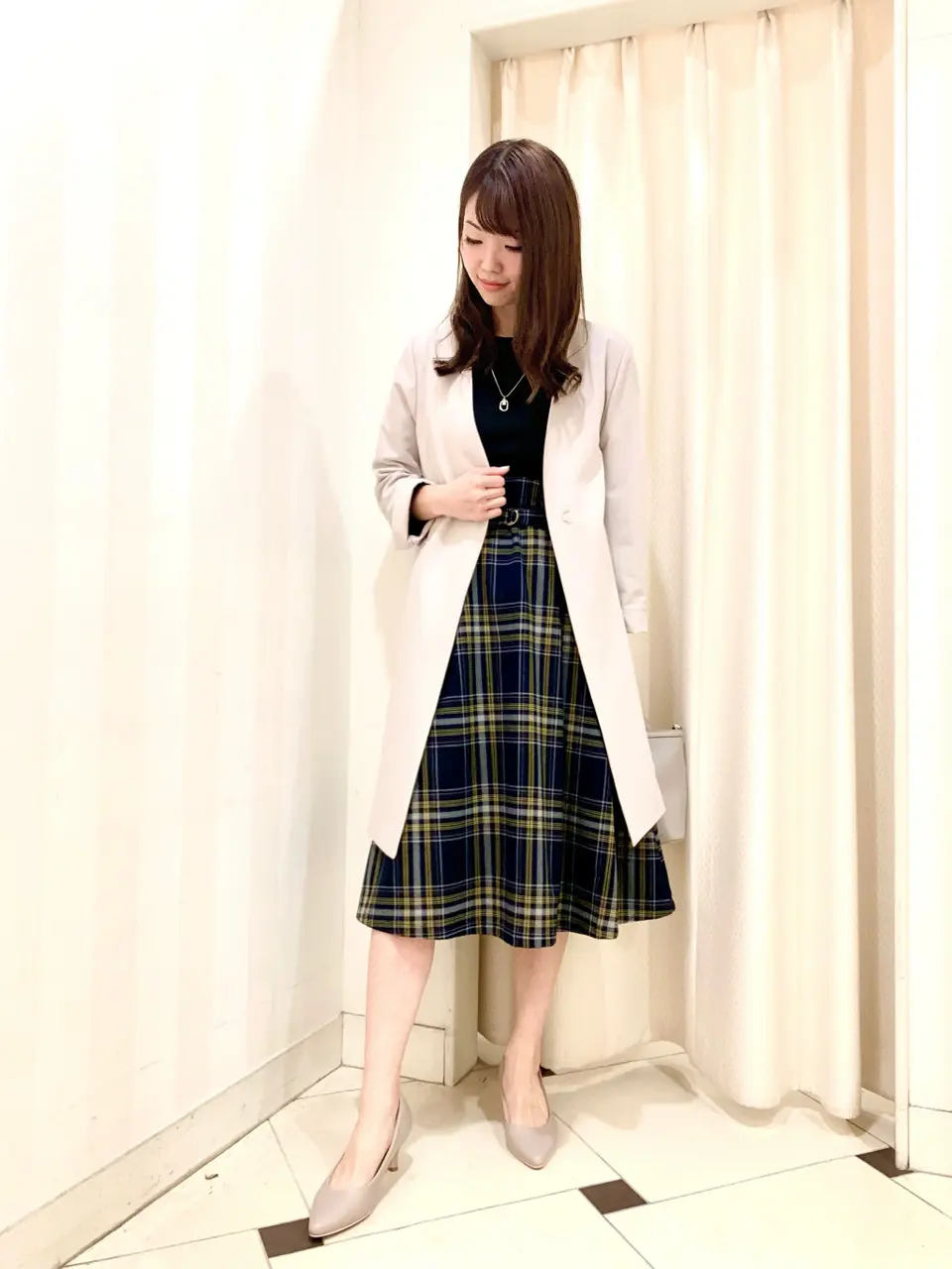 ANY SIS 金井 コーディネート画像