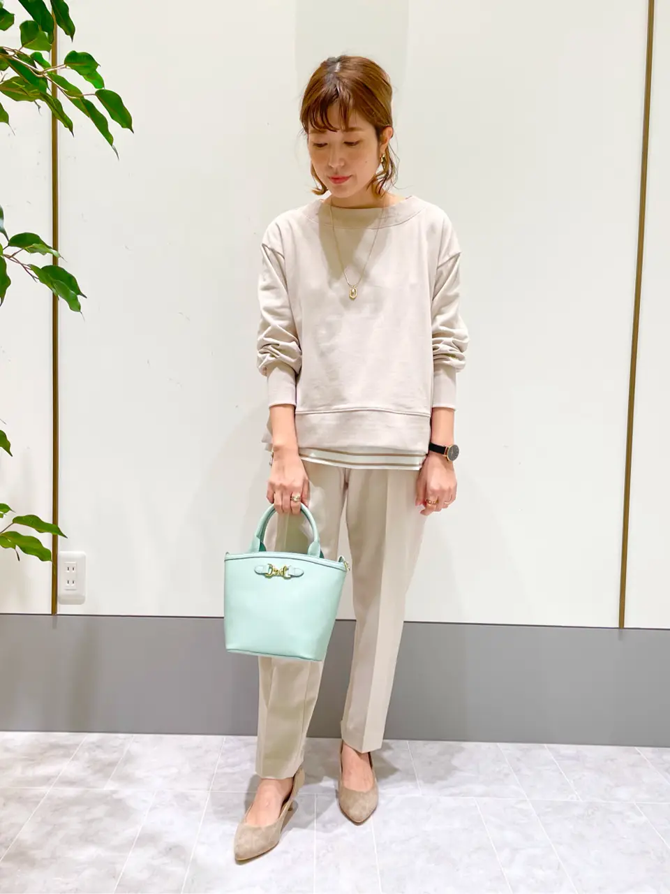 ANY SIS スタッフ コーディネート画像