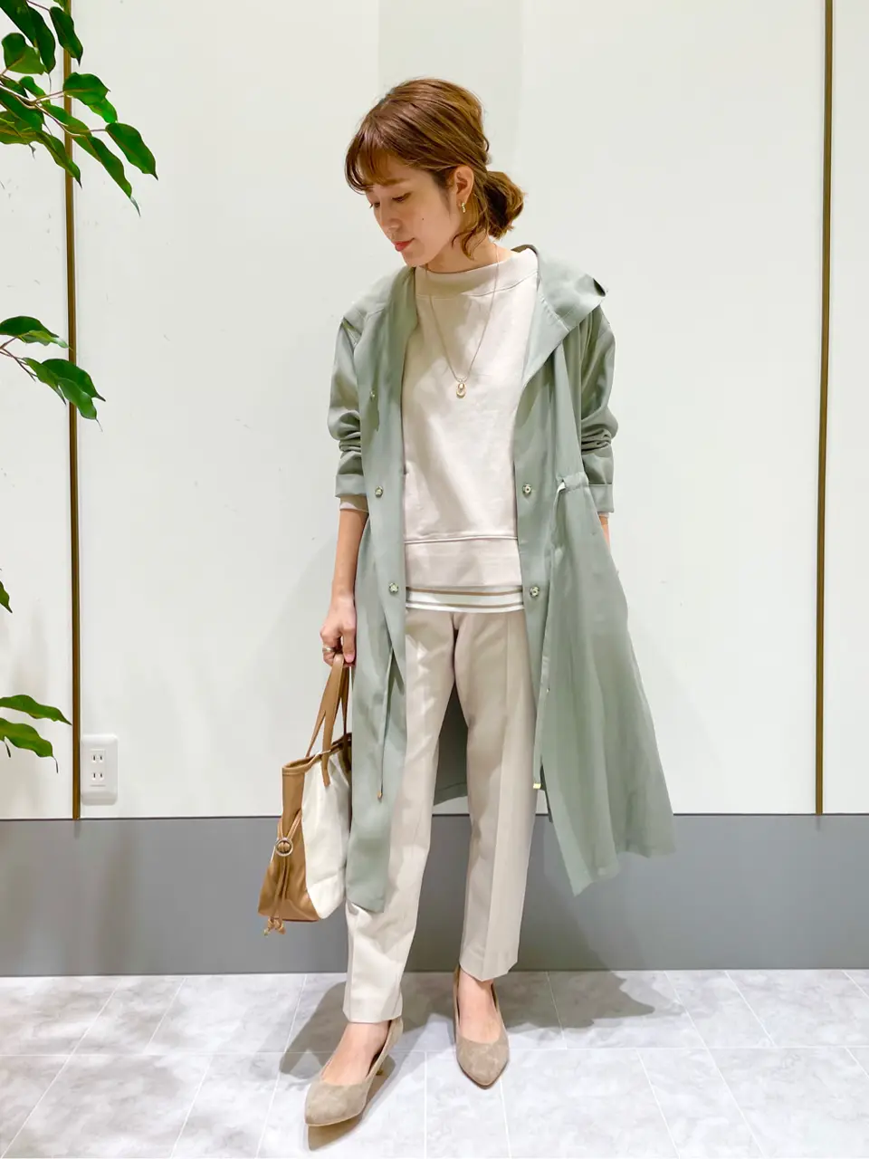 ANY SIS スタッフ コーディネート画像