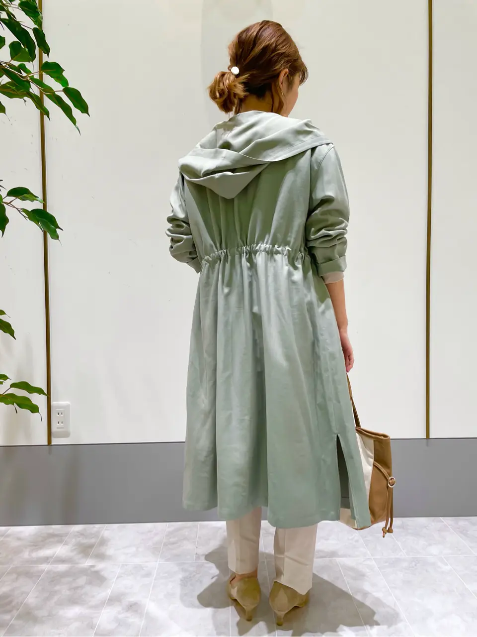 ANY SIS スタッフ コーディネート画像