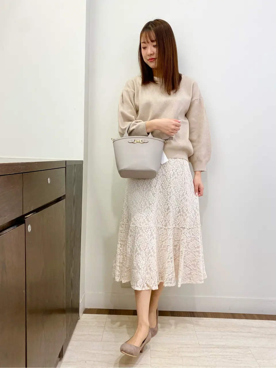 ANY SIS スタッフ コーディネート画像