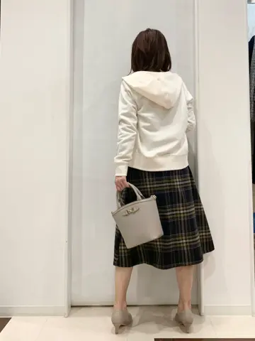 ANY SIS 横田 コーディネート画像