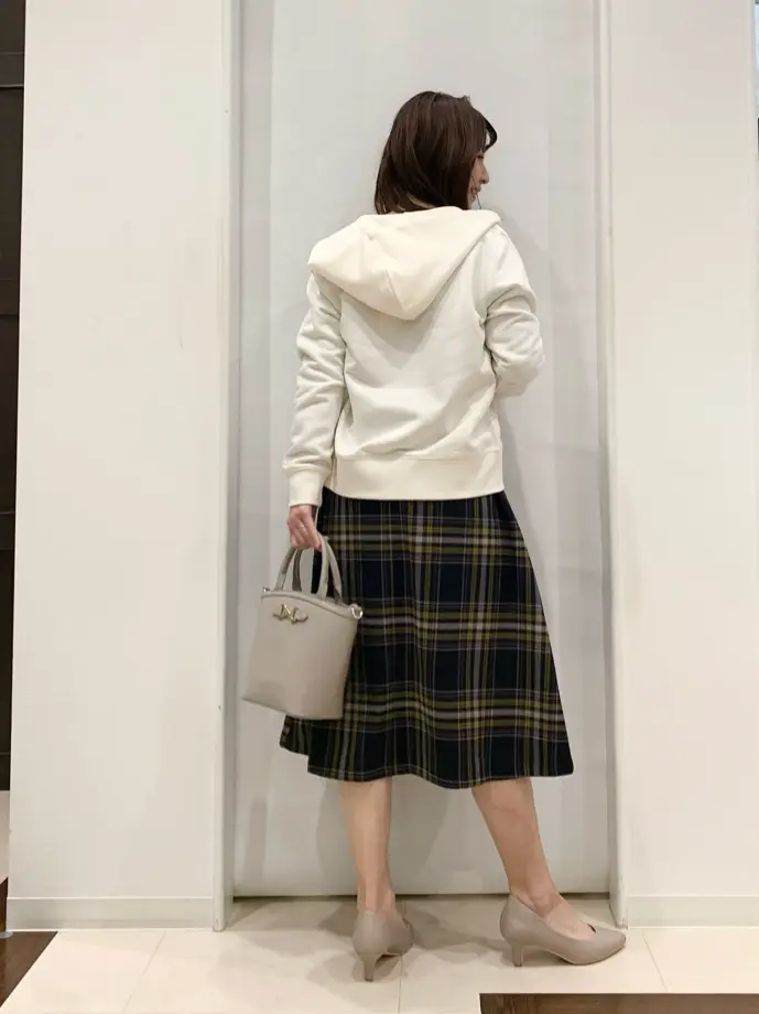 ANY SIS 横田 コーディネート画像