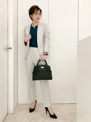 ANY SIS スタッフ コーディネート画像