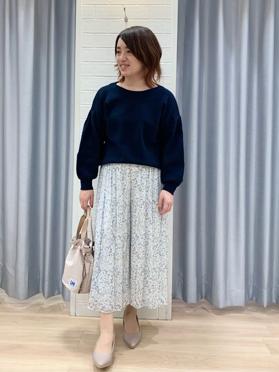 ANY SIS 丸岡 コーディネート画像