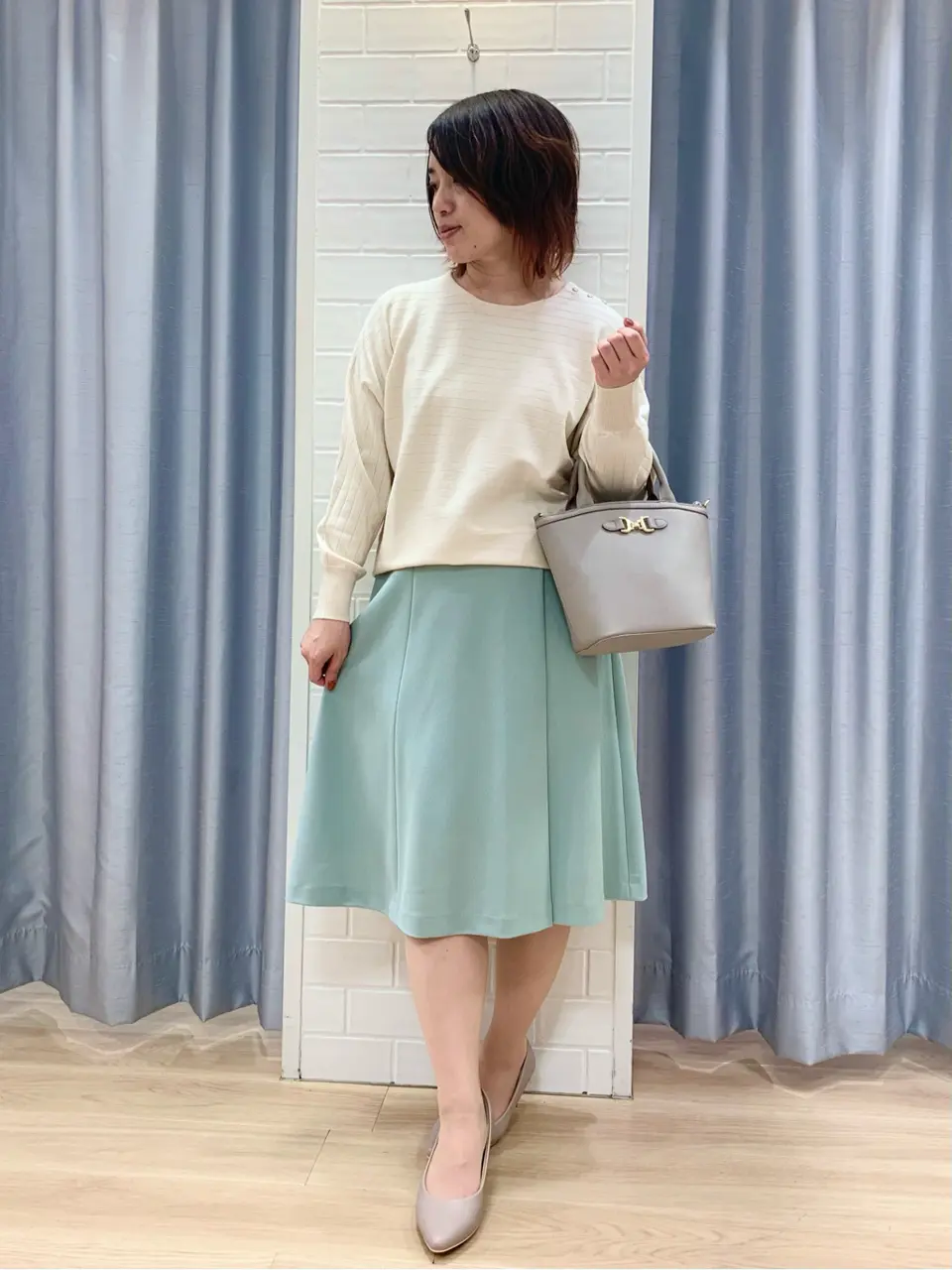 ANY SIS 丸岡 コーディネート画像