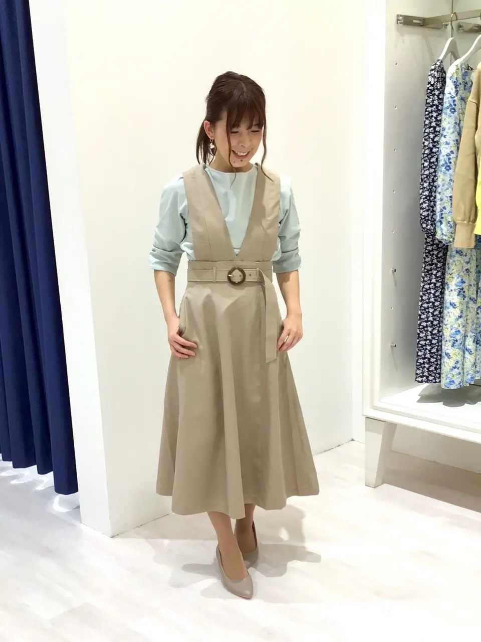 ANY SIS スタッフ コーディネート画像