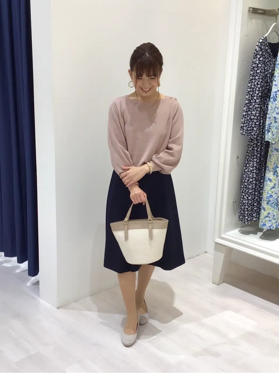 ANY SIS スタッフ コーディネート画像