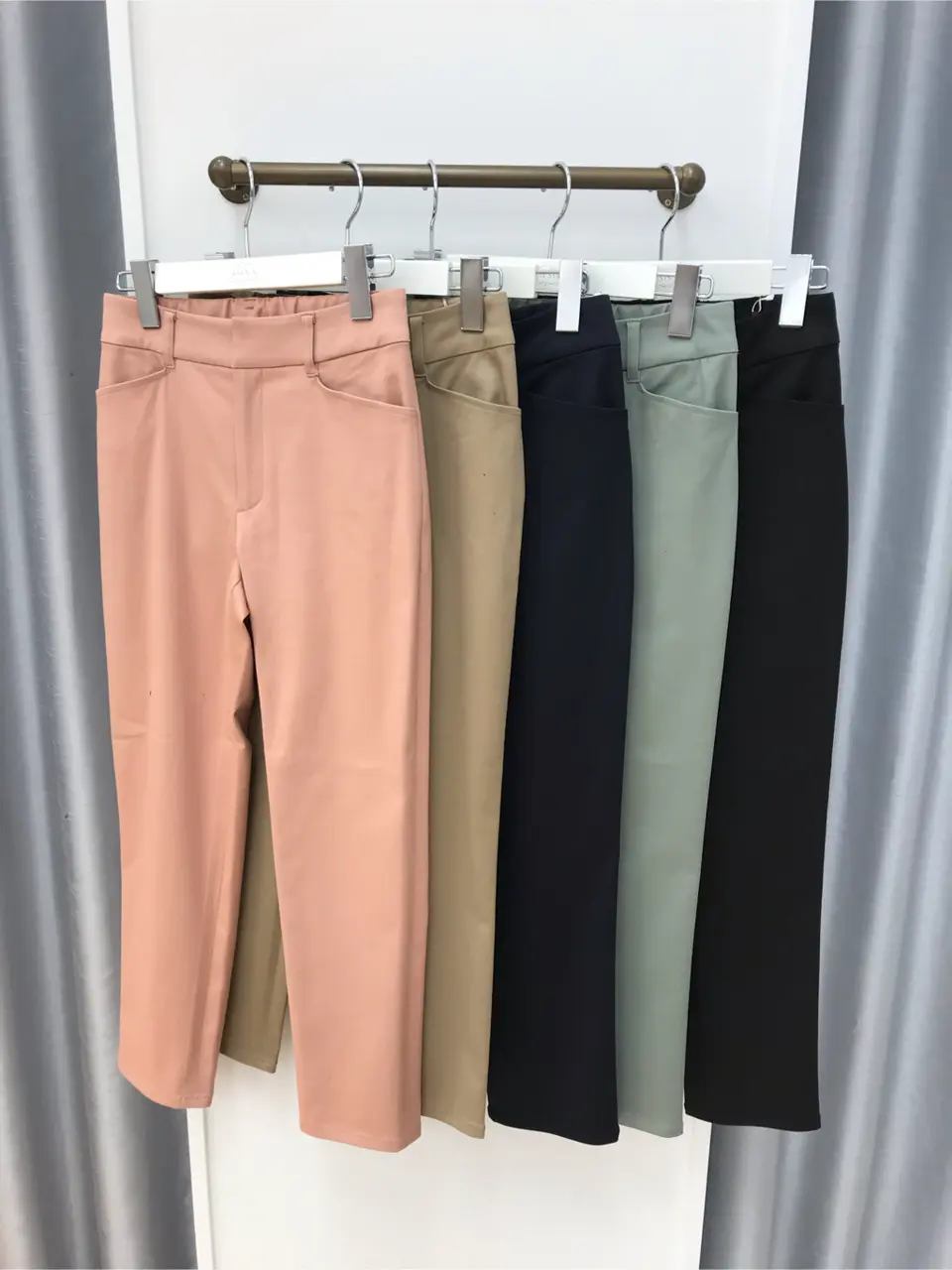 ANY SIS 古田(足立) コーディネート画像