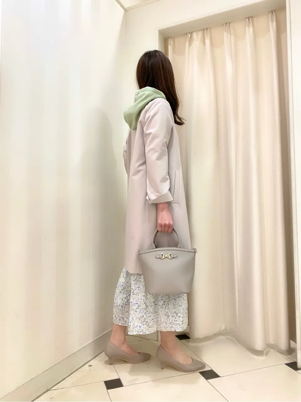 ANY SIS 金井 コーディネート画像