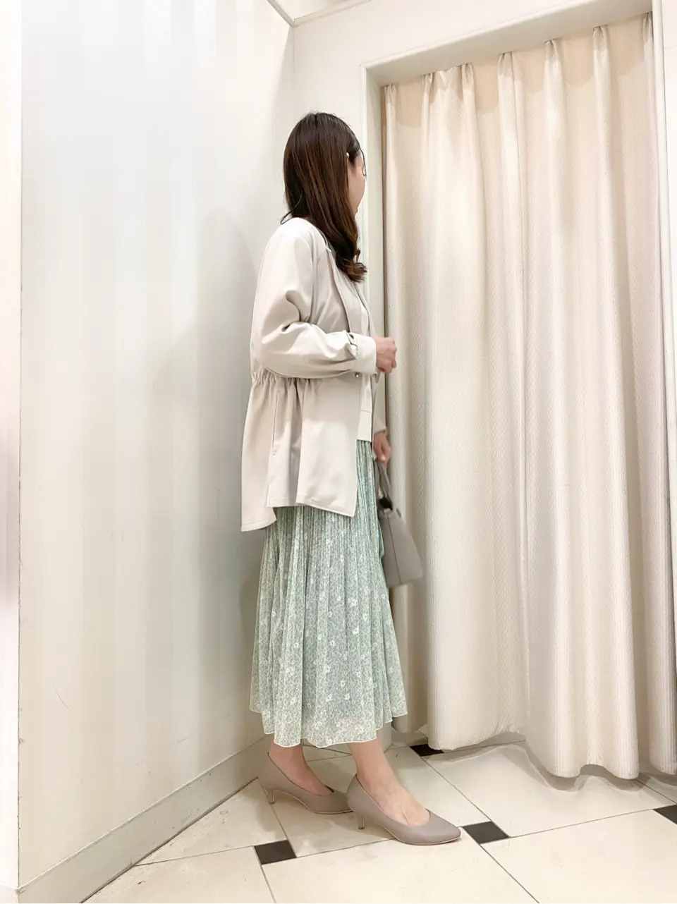 ANY SIS 金井 コーディネート画像