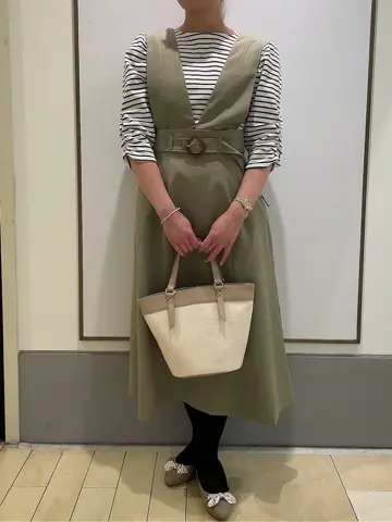 ANY SIS 咲本 コーディネート画像