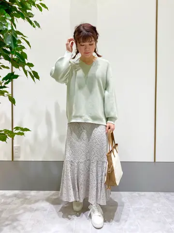 ANY SIS スタッフ コーディネート画像