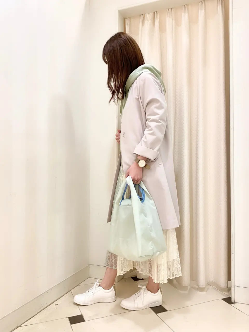 ANY SIS 金井 コーディネート画像