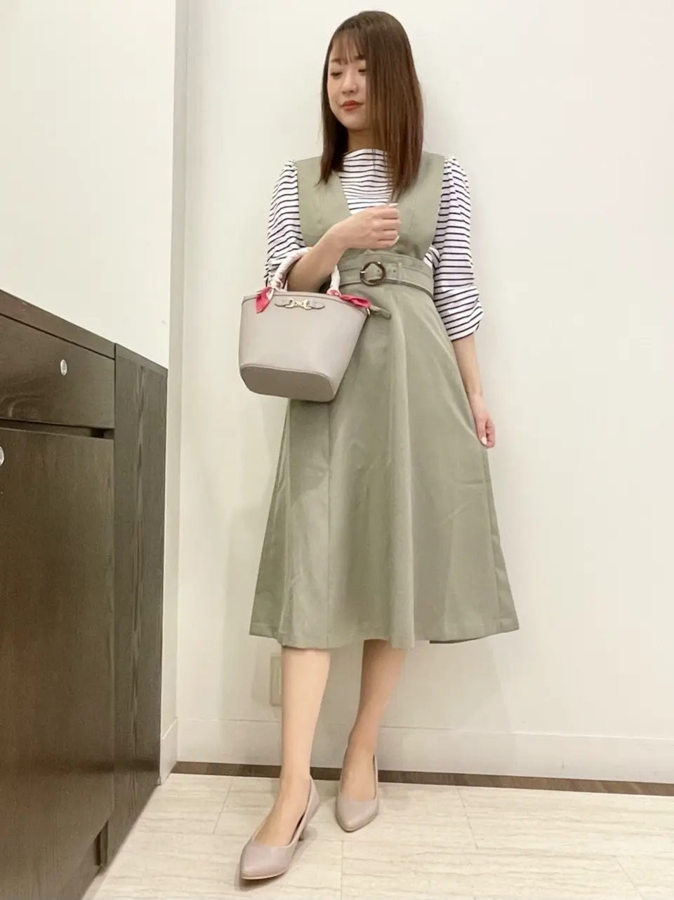 ANY SIS スタッフ コーディネート画像