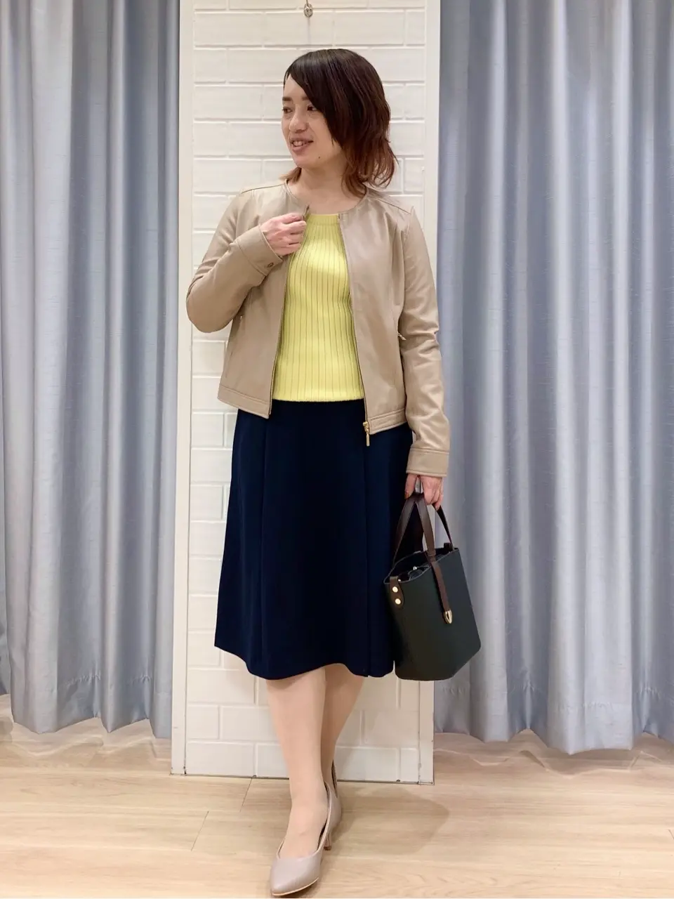 ANY SIS 丸岡 コーディネート画像