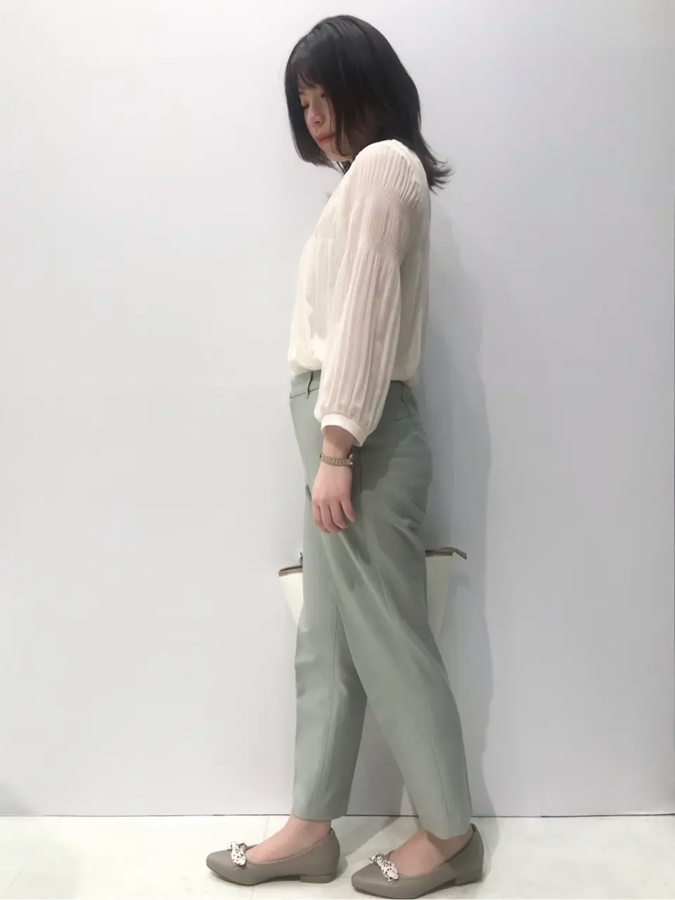 ANY SIS スタッフ コーディネート画像