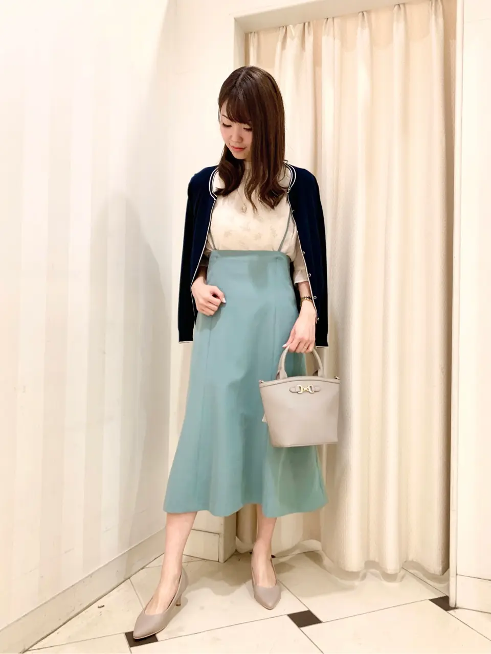 ANY SIS 金井 コーディネート画像