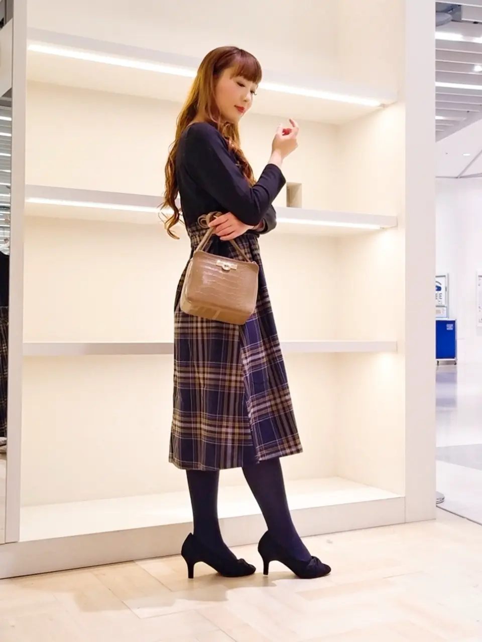 ANY SIS 福本 加奈 コーディネート画像