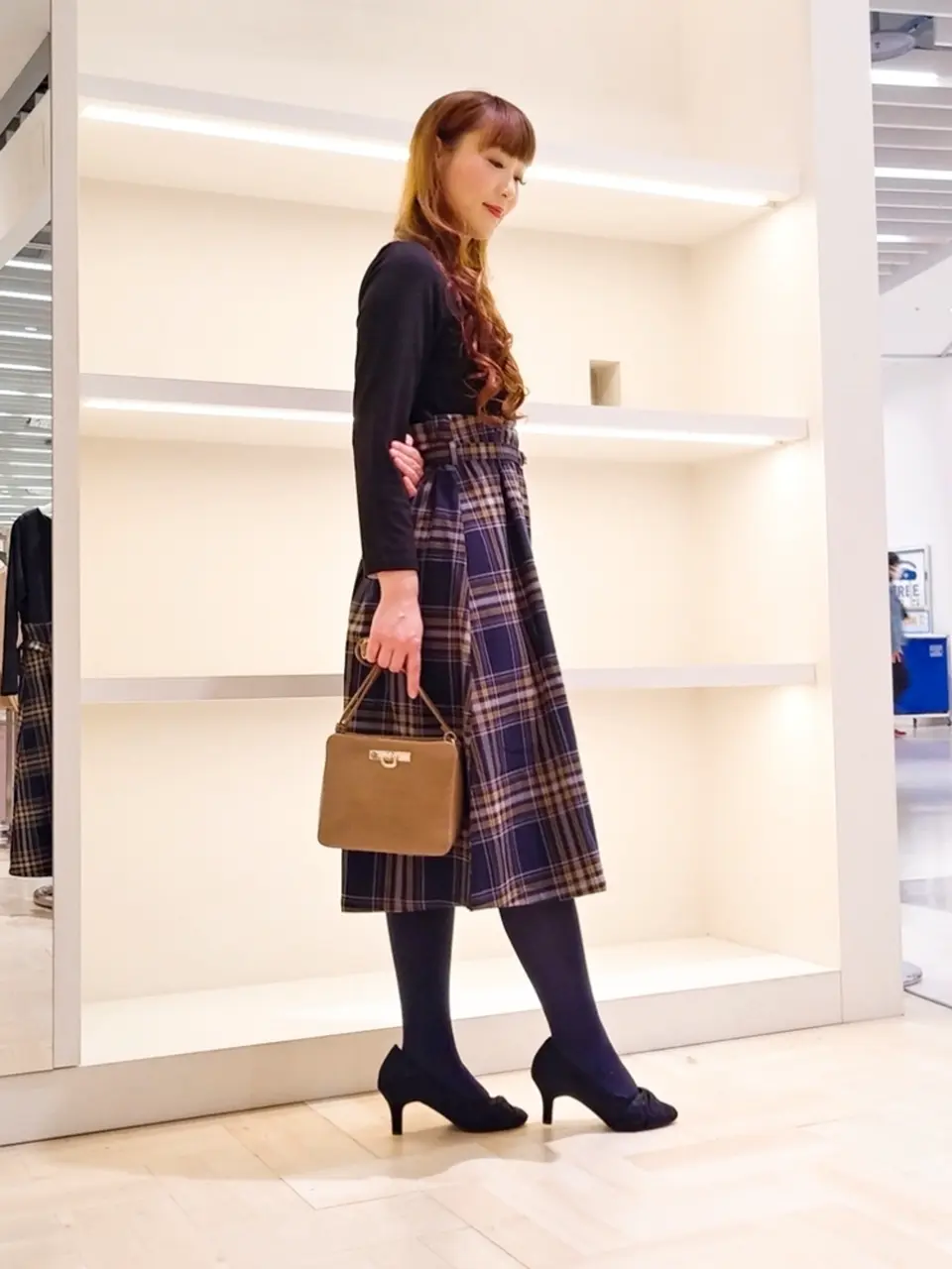 ANY SIS 福本 加奈 コーディネート画像