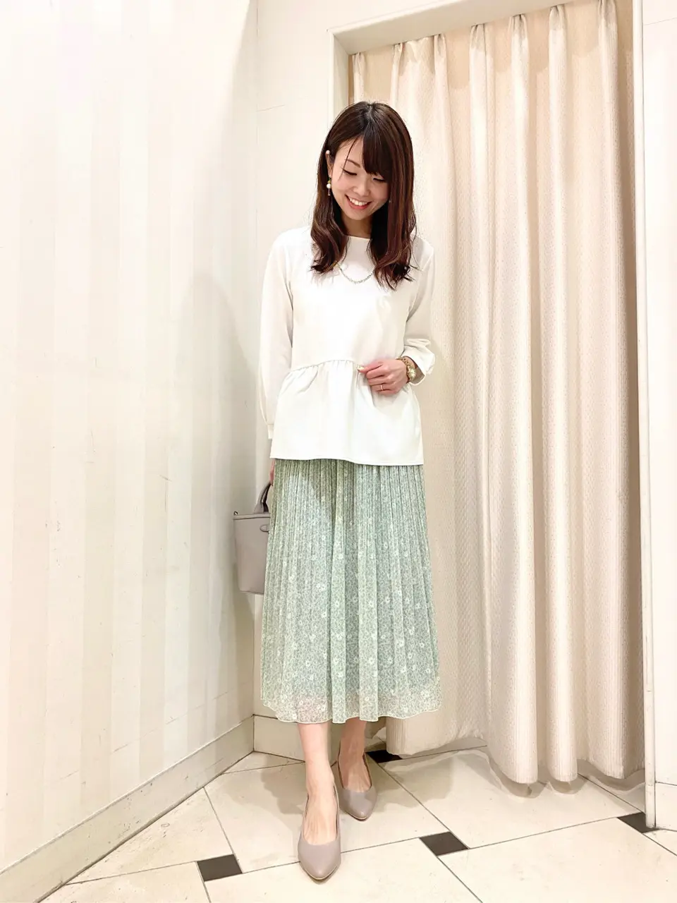 ANY SIS 金井 コーディネート画像