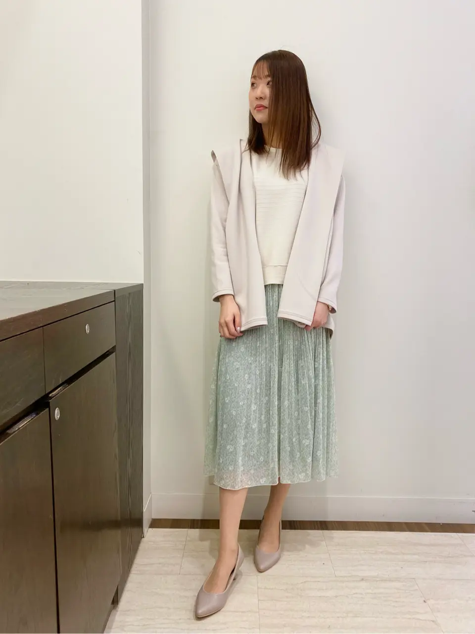 ANY SIS スタッフ コーディネート画像