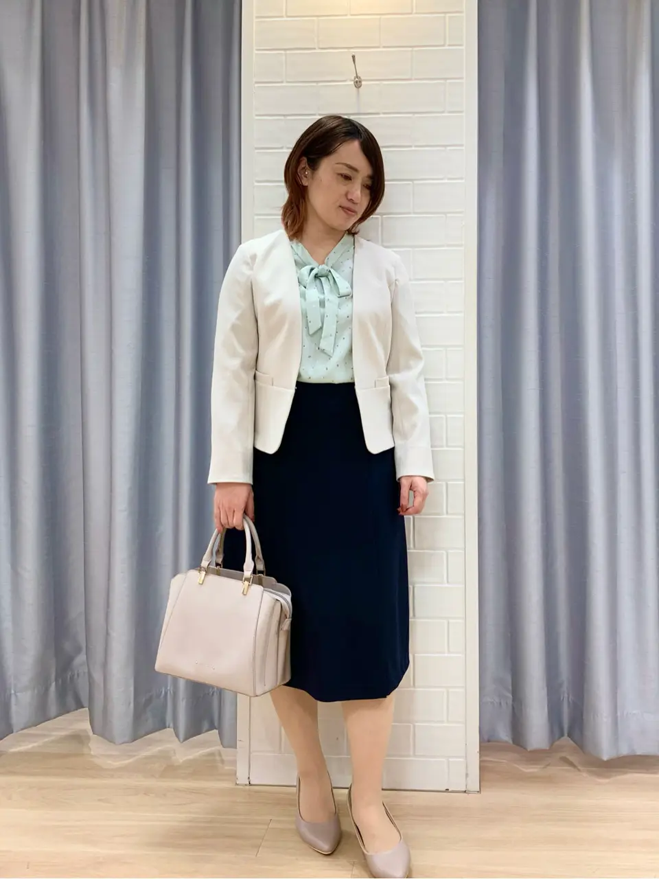 ANY SIS 丸岡 コーディネート画像