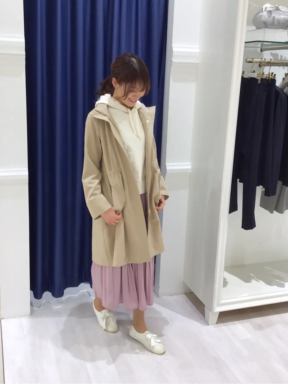 ANY SIS スタッフ コーディネート画像