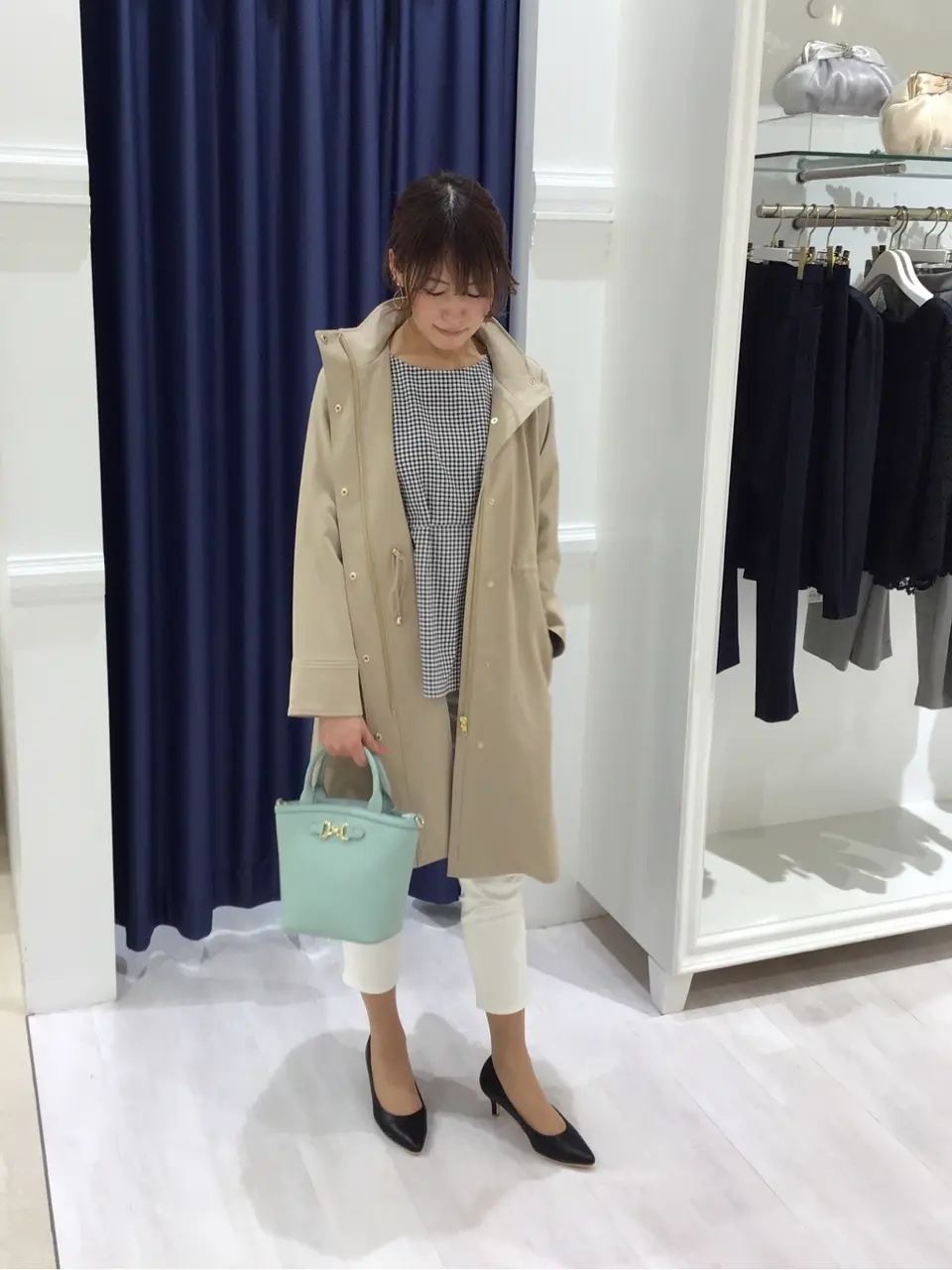 ANY SIS スタッフ コーディネート画像