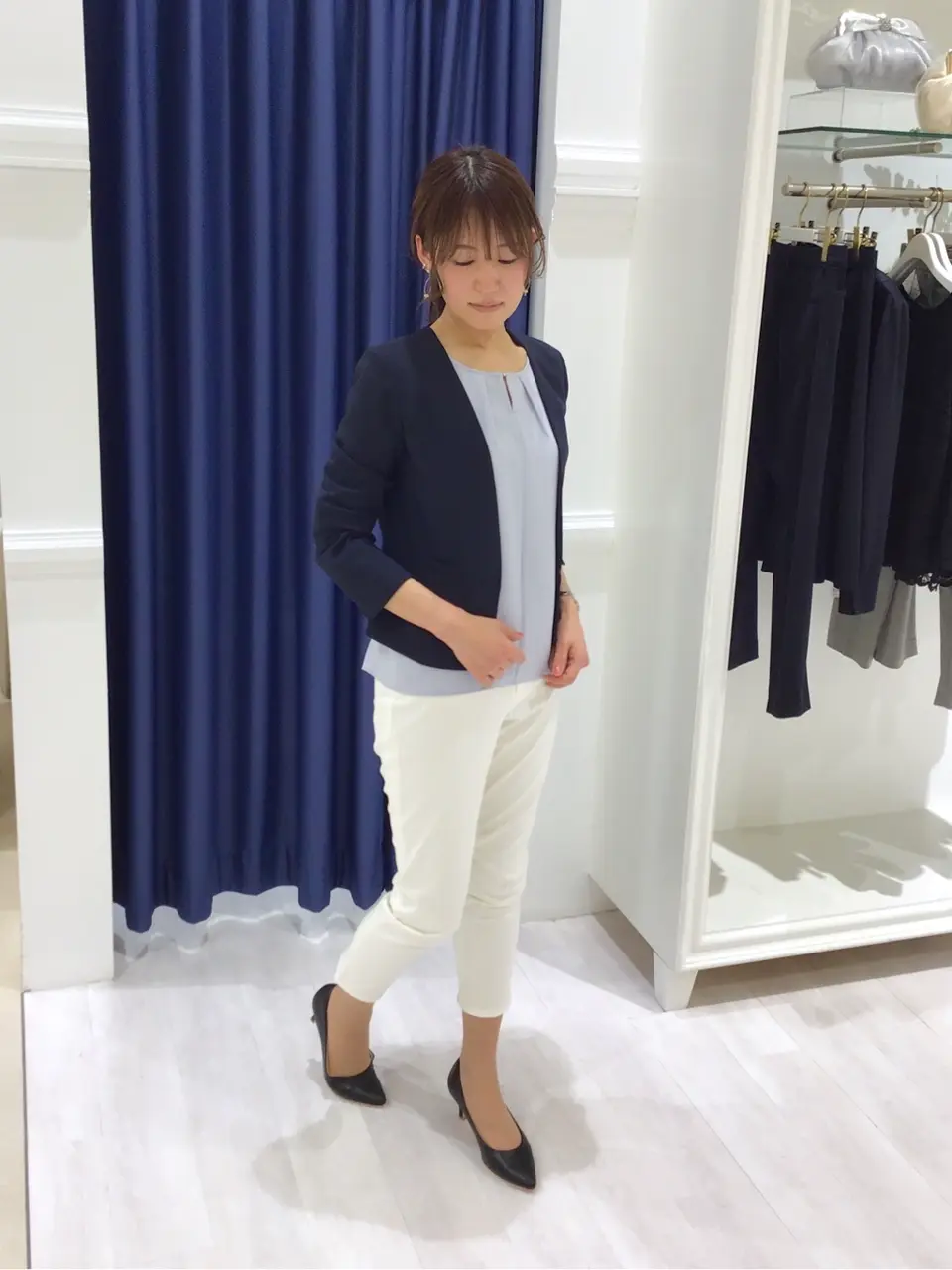 ANY SIS スタッフ コーディネート画像