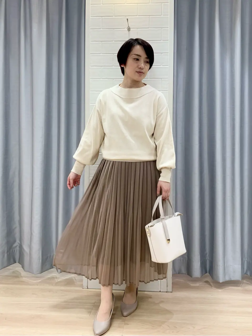 ANY SIS 丸岡 コーディネート画像