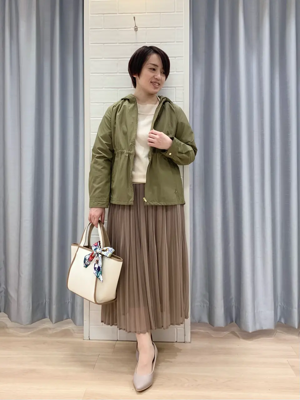 ANY SIS 丸岡 コーディネート画像