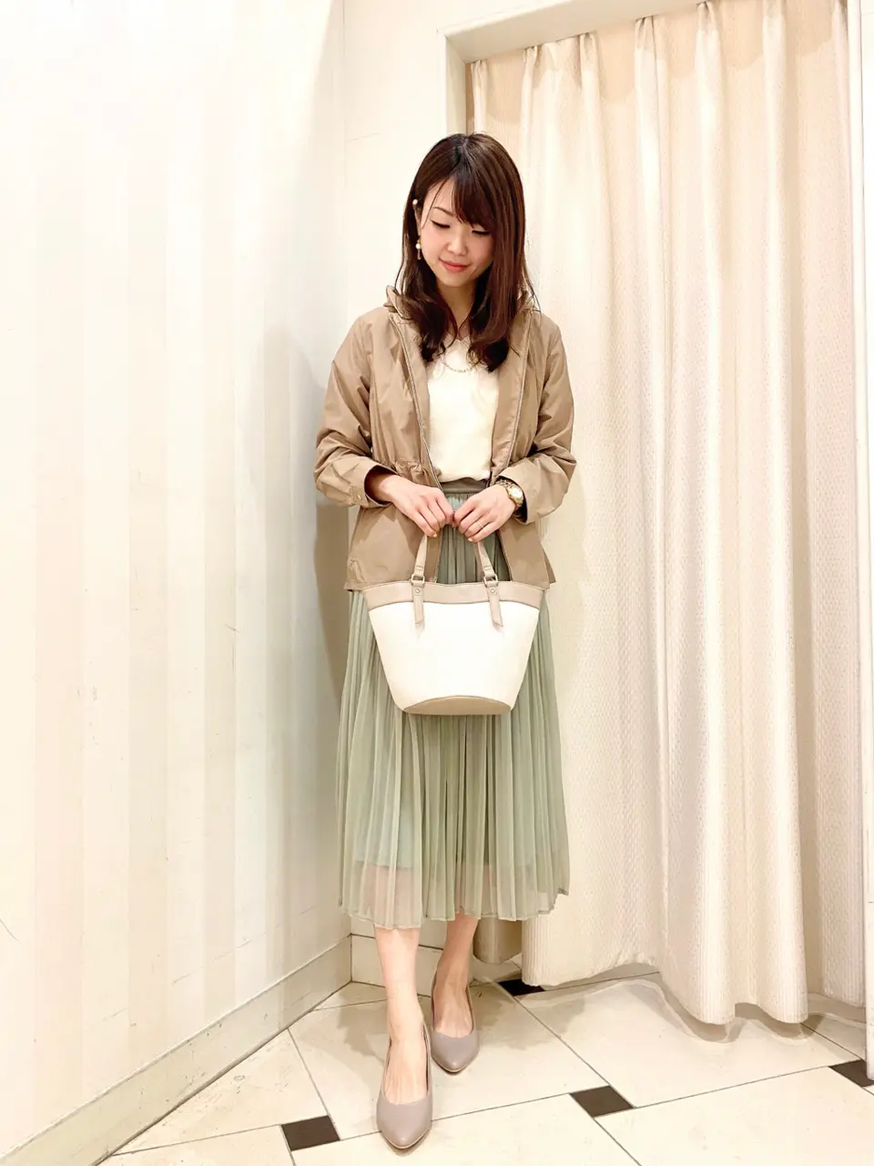 ANY SIS 金井 コーディネート画像