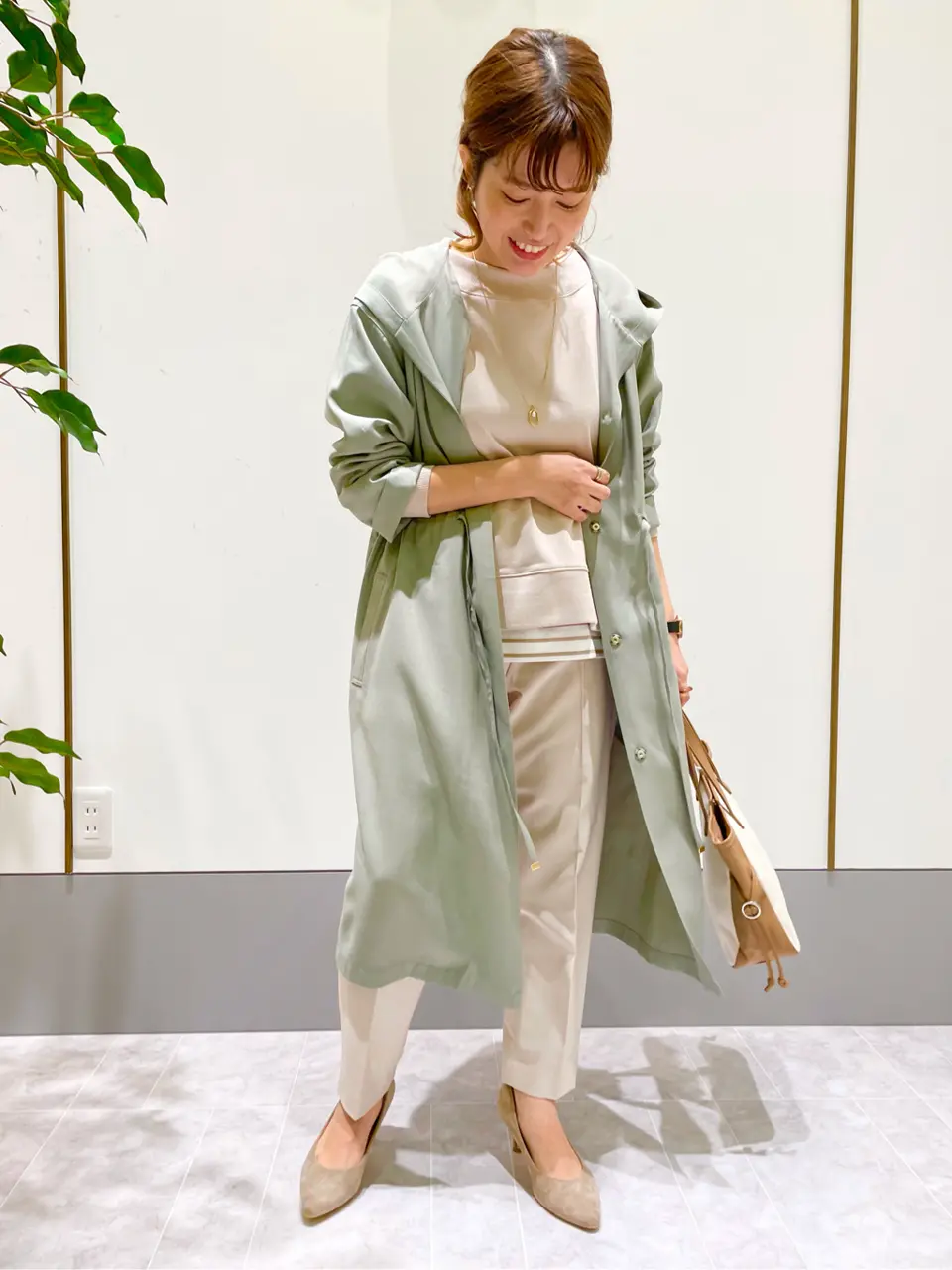 ANY SIS スタッフ コーディネート画像