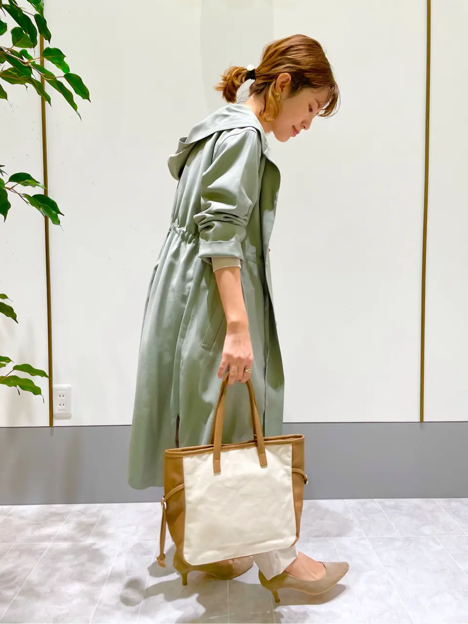 ANY SIS スタッフ コーディネート画像