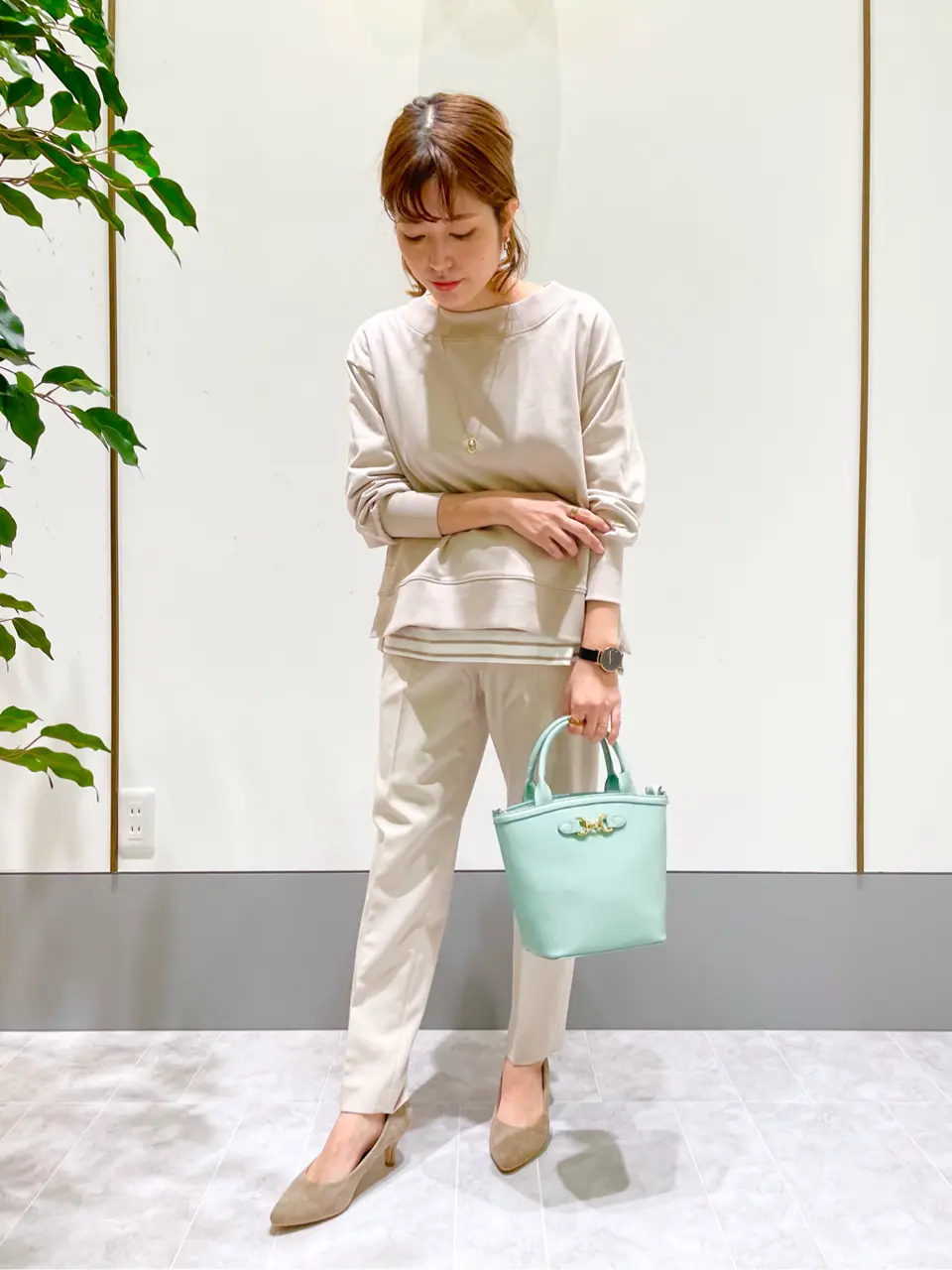 ANY SIS スタッフ コーディネート画像