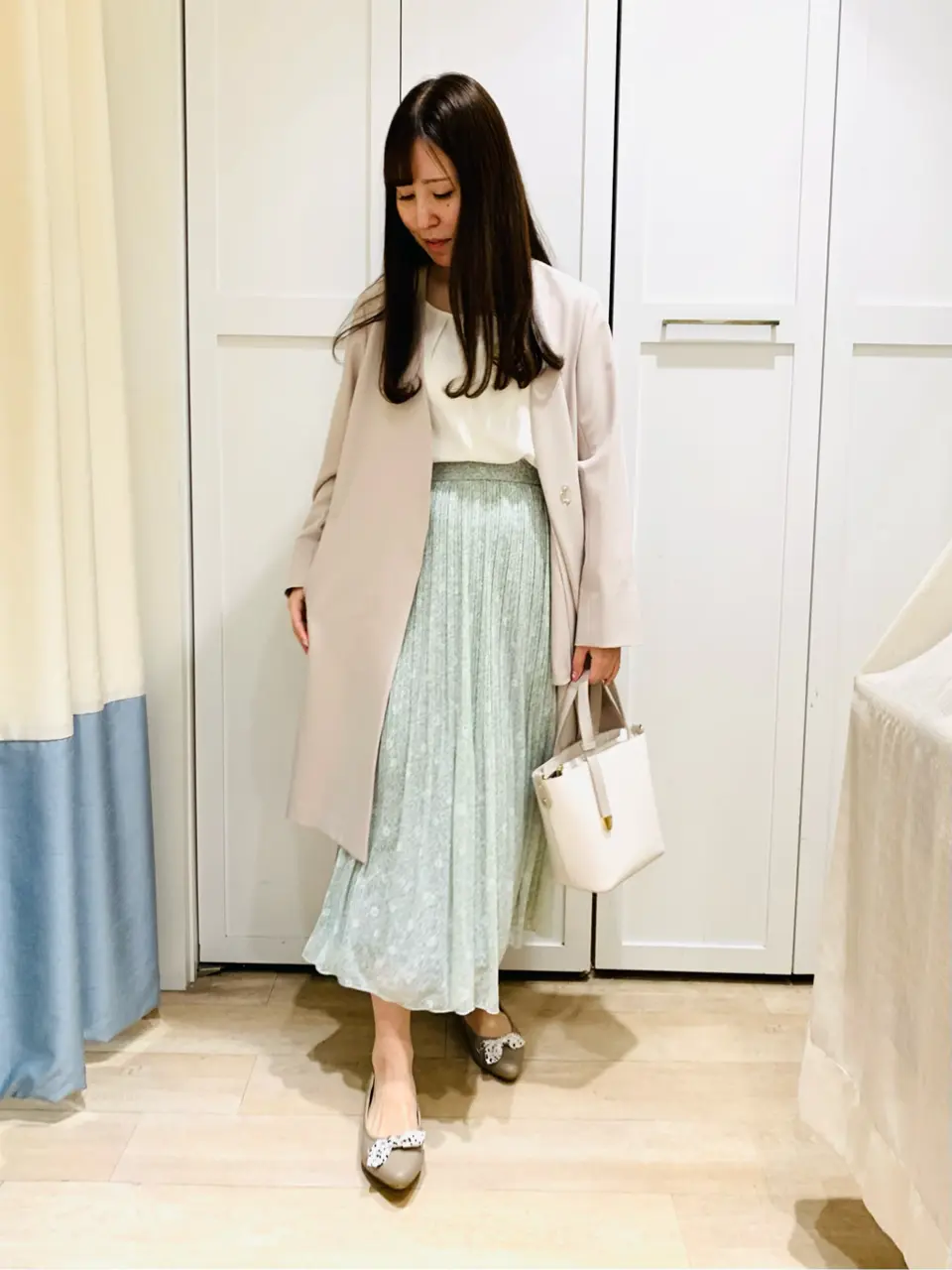 ANY SIS スタッフ コーディネート画像