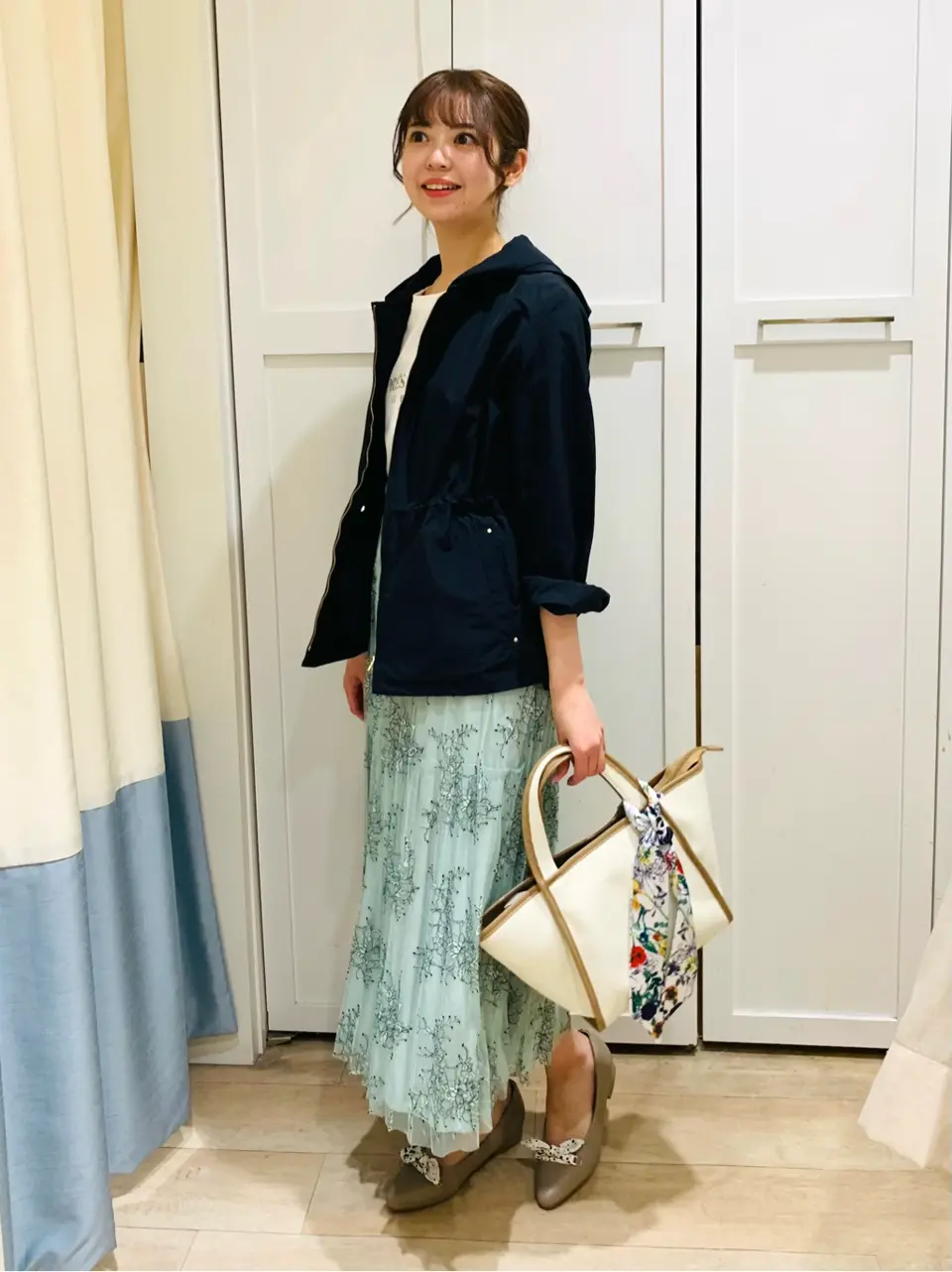 ANY SIS スタッフ コーディネート画像