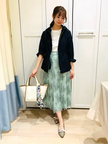 ANY SIS スタッフ コーディネート画像