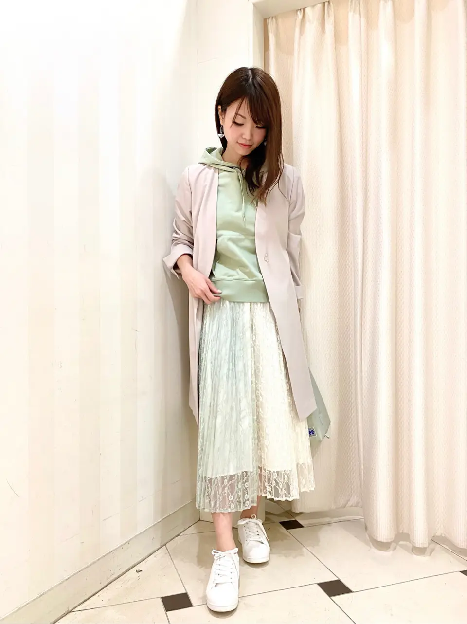 ANY SIS 金井 コーディネート画像